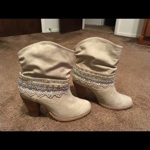 COPY - Cream colored Not Rated ankle boots